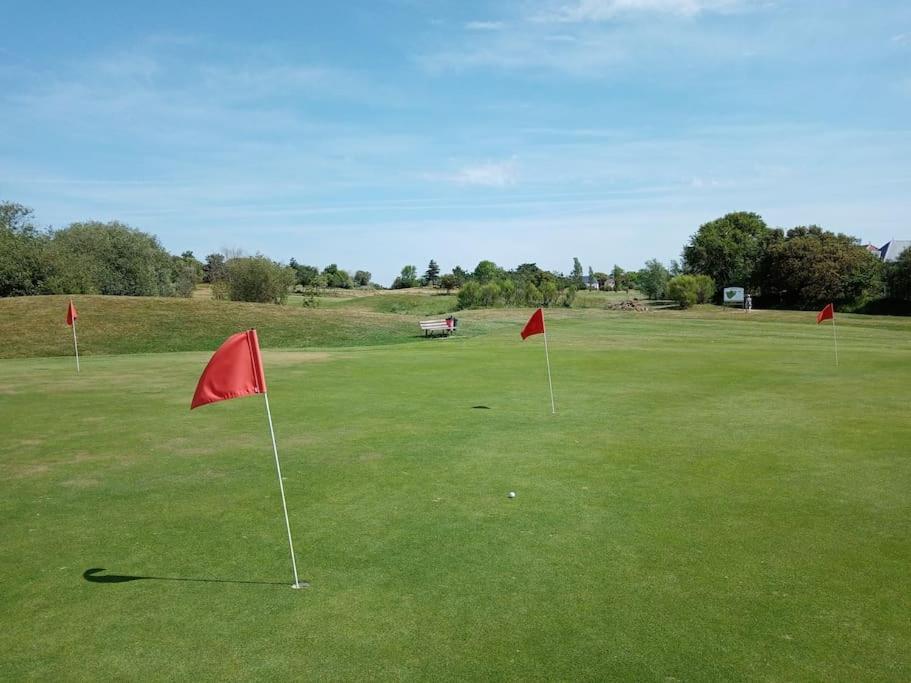 Charmant T2 Au Coeur Du Golf De Port Bourgenay Talmont-Saint-Hilaire Buitenkant foto